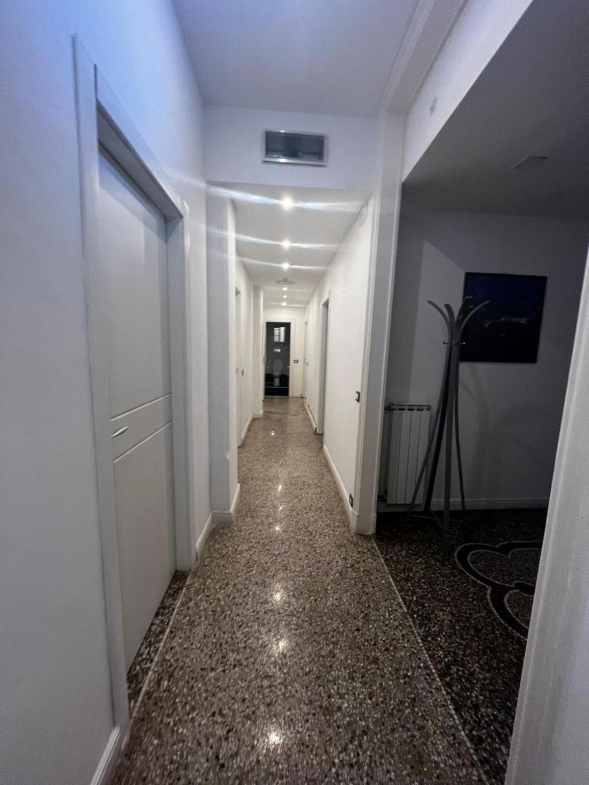 Acquamarina Hotel Генуа Екстериор снимка